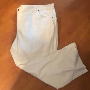 Woman Within Plus size 32W white jeans. Straight Leg mid Rise
